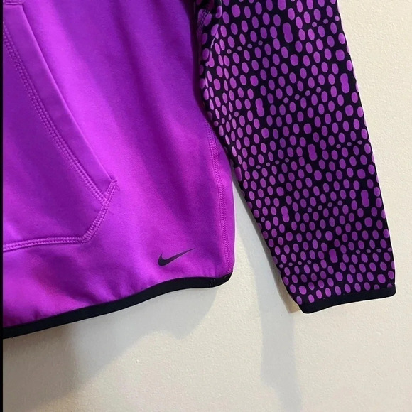 Nike Women’s Therma-fit size Medium M magenta Purple hoodie Just Do It pull over - Picture 2 of 9